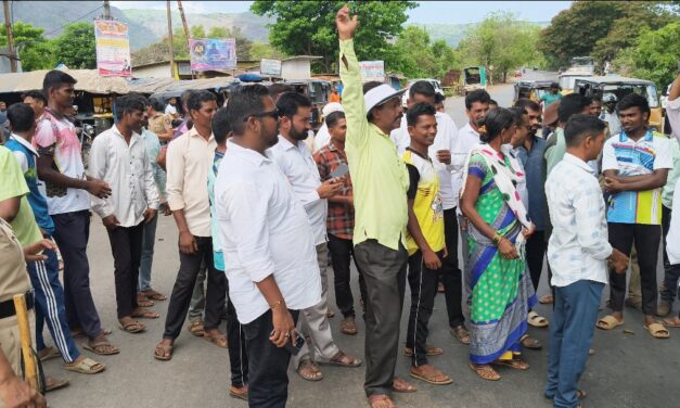 रस्त्यासाठी संतप्त जनता उतरली रस्त्यावर सार्वजनिक बांधकाम विभागाकडून २० जून डेड लाईन …अन्यथा ‘जेल भरो’ आंदोलनाचा इशारा