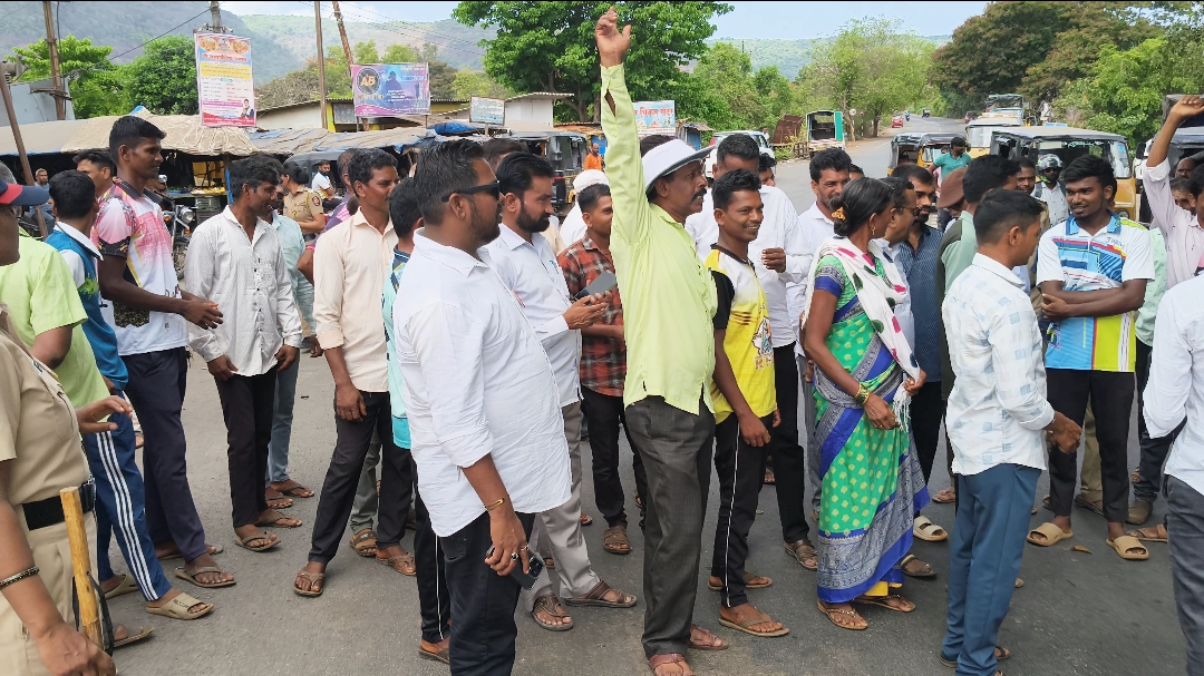 रस्त्यासाठी संतप्त जनता उतरली रस्त्यावर सार्वजनिक बांधकाम विभागाकडून २० जून डेड लाईन …अन्यथा ‘जेल भरो’ आंदोलनाचा इशारा