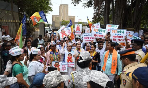सम्यक विद्यार्थी आंदोलनाचा मंत्रालयावर ‘विद्यार्थी आक्रोश मोर्चा; पोलिसांचा विद्यार्थ्यांवर बळाचा वापर