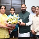 वर्ल्ड योगासन चॅम्पियनशिप सुवर्णपदक विजेती डॉ. ज्योती देऊरकर यांचा उपमुख्यमंत्री सुनेत्रा अजित पवारांनी केला सत्कार ;दिल्या शुभेच्छा…