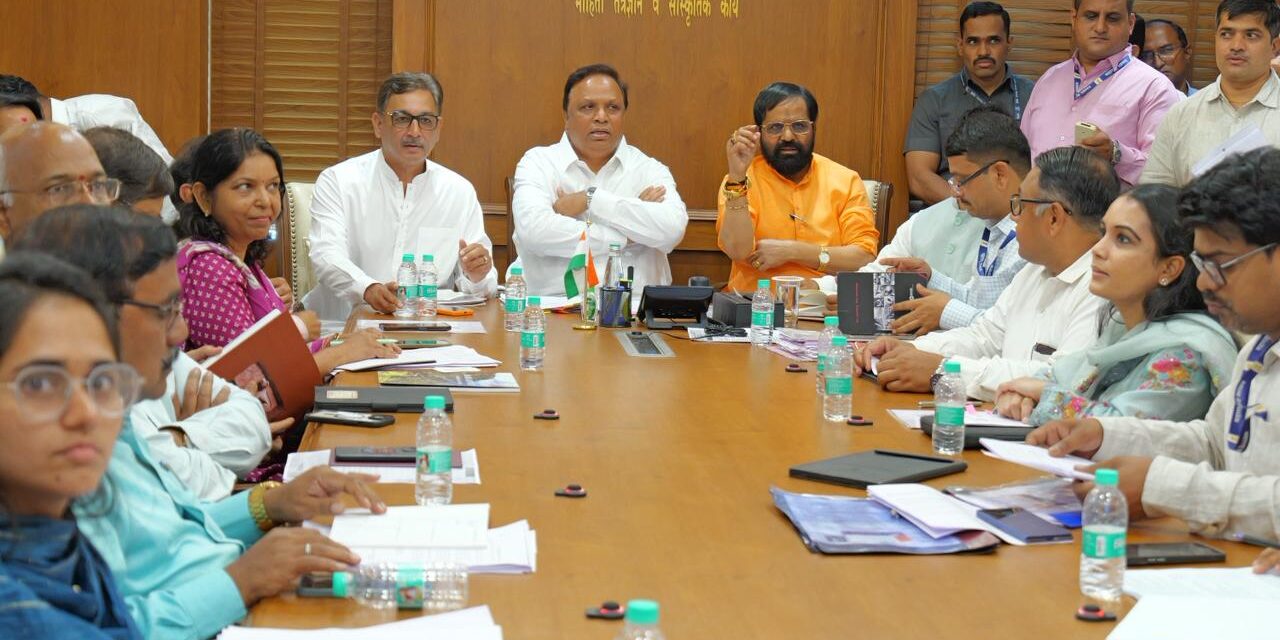 कातळशिल्पांच्या वैज्ञानिक संवर्धनाला नवीन गती देण्यासाठी सामंजस्य करार….