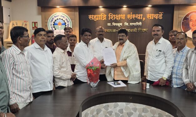 नगरसेवक संजय गोताड यांच्या पुढाकारातून शंकरवाडी प्रभागातील महत्त्वाच्या नागरी मागण्यांसाठी आमदार शेखर निकम यांना निवेदन…