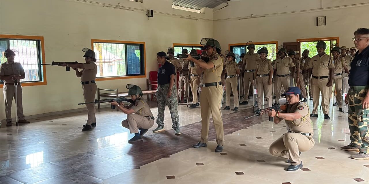 लांज्यात पोलीस अधिकारी व अंमलदारांसाठी एमडीडीसी प्रशिक्षण; दंगा नियंत्रणाचे प्रात्यक्षिकांसह मार्गदर्शन…