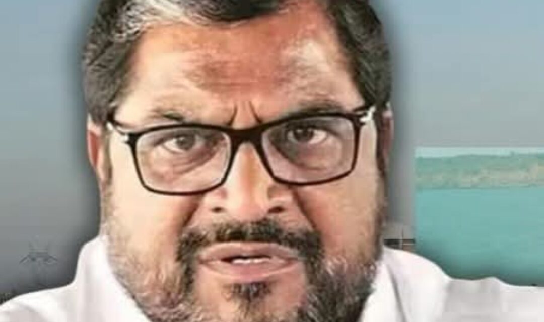 आंबा उत्पादकांना न्याय द्या; अन्यथा जलसमाधी आंदोलन अटळ – राजू शेट्टी