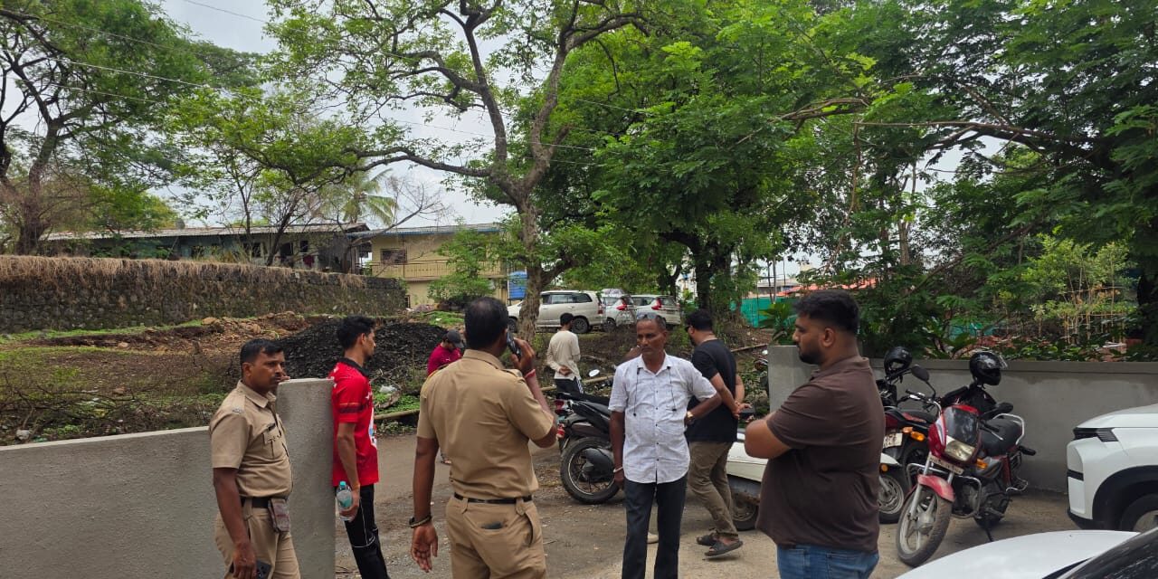 थकीत कर्ज वसुलीचा मुद्दा मांडणाऱ्या संचालकावर हल्ल्याचा प्रयत्न; चार जणांविरुद्ध गुन्हा दाखल