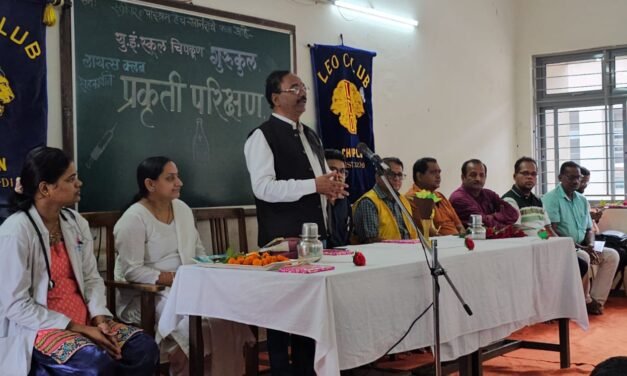 डॉक्टर्स डे निमित्त चिपळूण लायन्स क्लबतर्फे गुरुकुलमधील ८१ विद्यार्थ्यांची वैद्यकीय तपासणी व डॉक्टरांचा सत्कार…