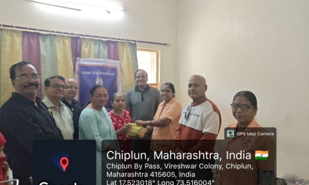 राष्ट्रीय मातृ सुरक्षा दिनानिमित्त श्रद्धा हॉस्पिटलमध्ये मातांचा सन्मान व फळवाटप…