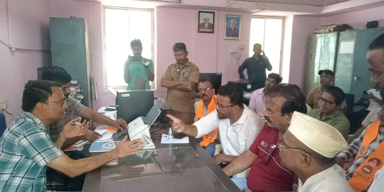 आठ दिवसांत खड्डे बुजवा; अन्यथा ‘भीक मागो’ आंदोलन – मनसेचा राष्ट्रीय महामार्ग विभागाला इशारा