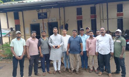 ९ दिवसांच्या अंधारानंतरही मळेकरांची वीज समस्या कायम; संतप्त ग्रामस्थांचा महावितरण कार्यालयावर मोर्चा