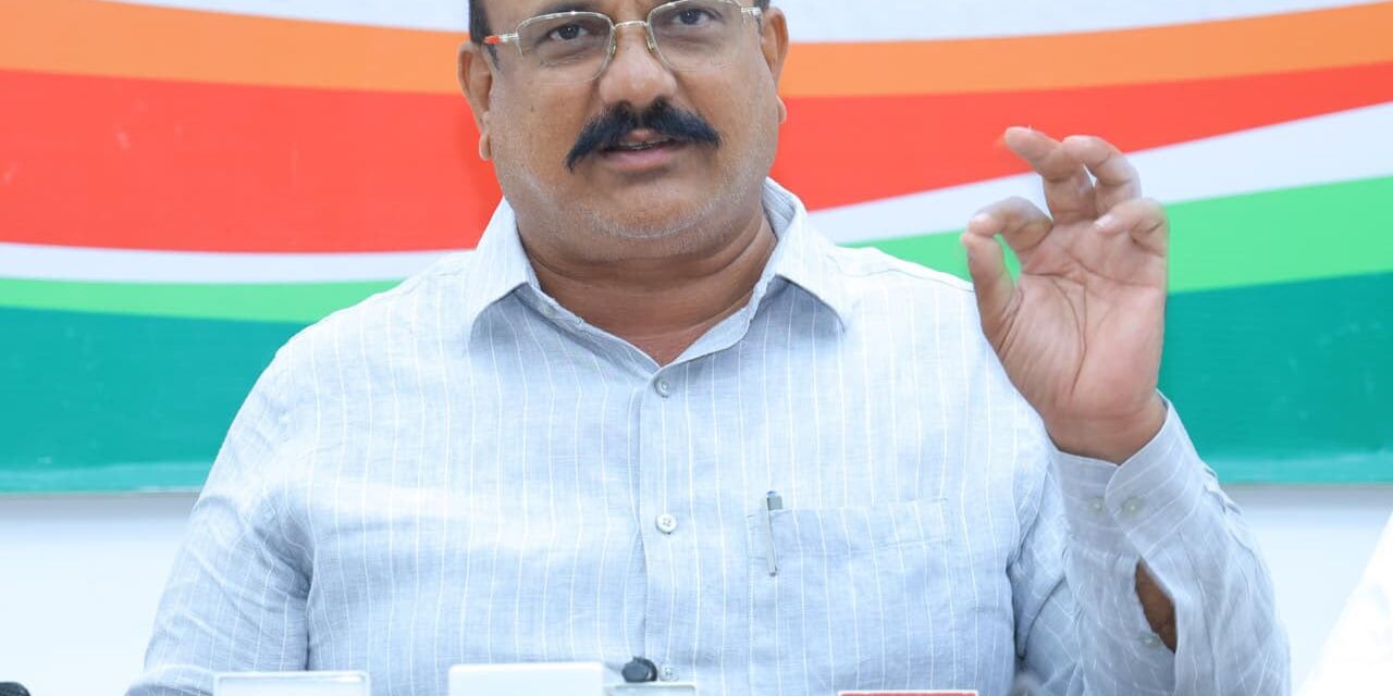 वीजबील माफीची घोषणा शेतकऱ्यांसाठी नाही तर अदानीसाठी, MSEB अदानीला आंदण देण्याचा डाव: हर्षवर्धन सपकाळ.