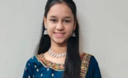 युनायटेड इंग्लिश स्कूलचे पारितोषिक वितरण  स्वरांगी जोशी तब्बल ५४ पारितोषिकांची मानकरी….