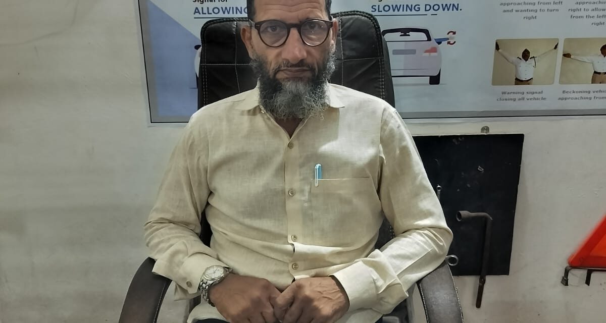 क्राउन मोटर ड्रायव्हिंग स्कूल : २५ वर्षांची यशस्वी घोडदौड, विश्वास आणि गुणवत्तेचा रौप्यमहोत्सवी प्रवास