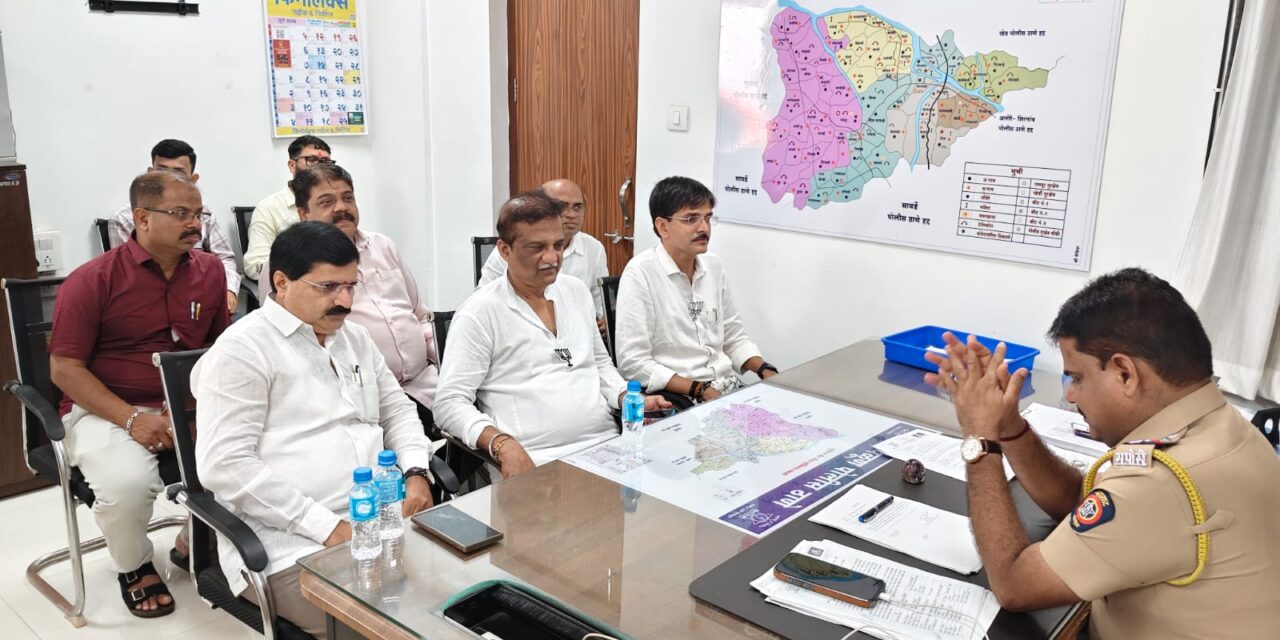 मुख्यमंत्र्यांच्या वाढदिवसाचे शुभेच्छा बॅनर फाडल्याने तीव्र संताप ;आमदार प्रमोद जठार आणि भाजपचे जिल्हाध्यक्ष प्रशांत यादव यांची पोलिस निरीक्षकांशी चर्चा