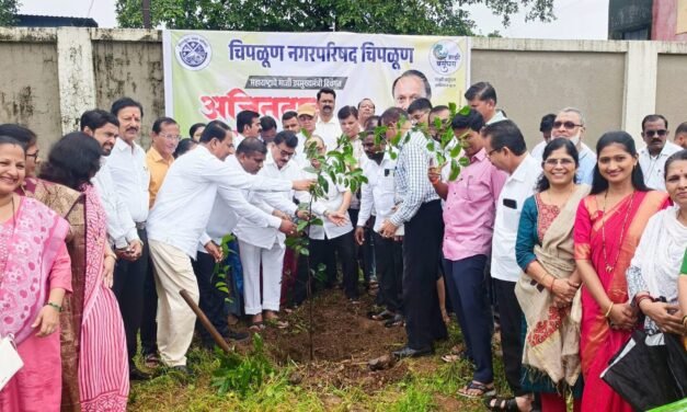 चिपळुणात सर्वपक्षीयांतर्फे स्वर्गीय अजितदादा पवार यांना जयंतीदिनी विनम्र अभिवादन!