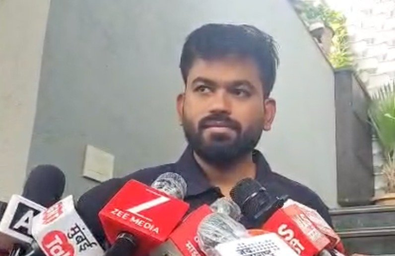 “मला भाजपमध्ये येण्यासाठी धमक्या आल्या” – अभिजीत दिपके यांचा गंभीर आरोप
