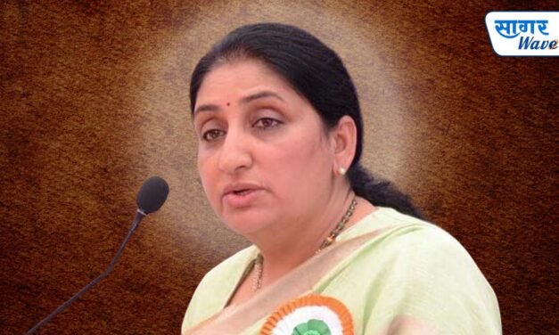 रात्री अकरापर्यंत बैठका… सकाळी सातला रुग्णालयात हजेरी;सुनेत्रा पवारांच्या ‘ॲक्शन मोड’ने बीडला दिला नवा विश्वास….
