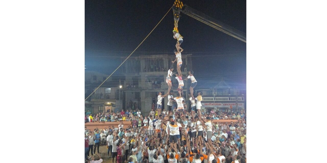 श्रीवर्धनमध्ये पालकमंत्र्यांचे जल्लोषात स्वागत; ‘पालकमंत्री चषक’ दहीहंडीला उत्स्फूर्त प्रतिसाद..