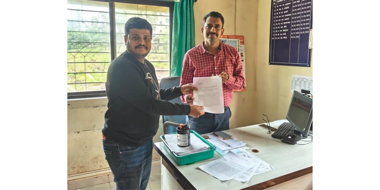 गणेश विसर्जन मिरवणुकीपूर्वी दापोली शहरातील धोकादायक विद्युत वाहिन्या हटविण्याची स्वरूप महाजन यांची मागणी…