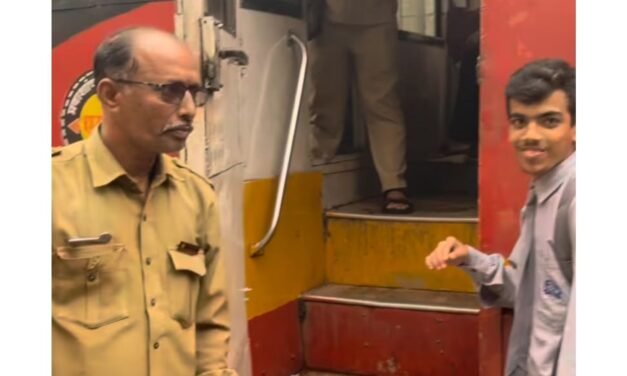 शिवसेनेच्या पाठपुराव्याला यश; मिरजोळी बसस्टॉपवर एसटी थांबू लागली..