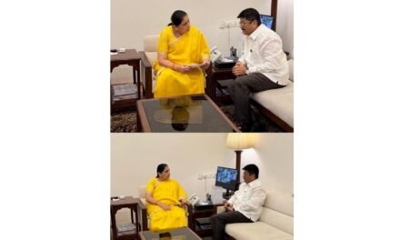 मतदारसंघातील विकासकामांबाबत आमदार शेखर निकम यांची उपमुख्यमंत्री सुनेत्राताई पवार यांच्याशी भेट…