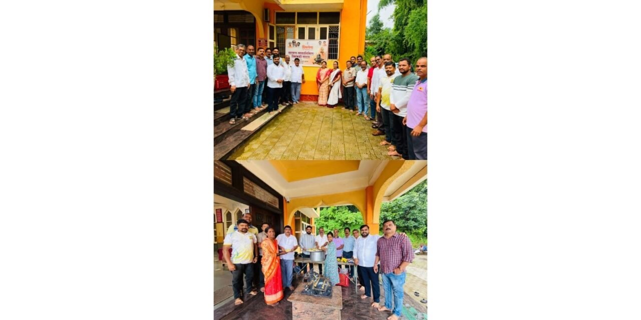 श्रावण सोमवारनिमित्त शिवसेनेतर्फे भाविकांना भक्तिभावाने खिचडी वाटप…