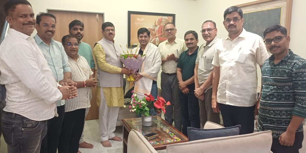 मतदार यादी विशेष सखोल पुनरीक्षण अभियानात राज्यात प्रथम ठरलेल्या चिपळूण विधानसभा मतदारसंघाचे अभिनंदन…