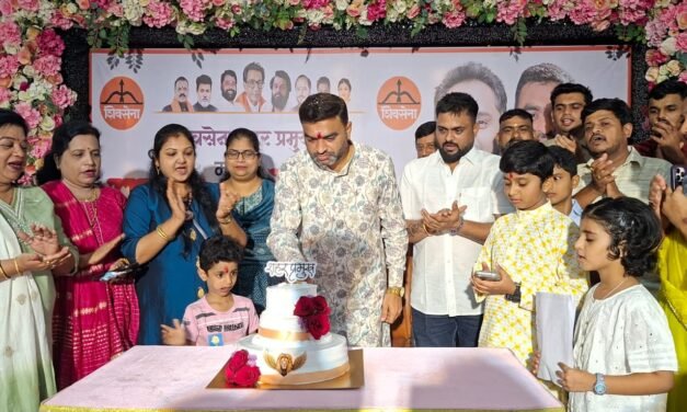 दापोली शहरप्रमुख प्रसाद (पप्पू) रेळेकर यांच्या वाढदिवस विविध समाजोपयोगी उपक्रमांनी साजरा…