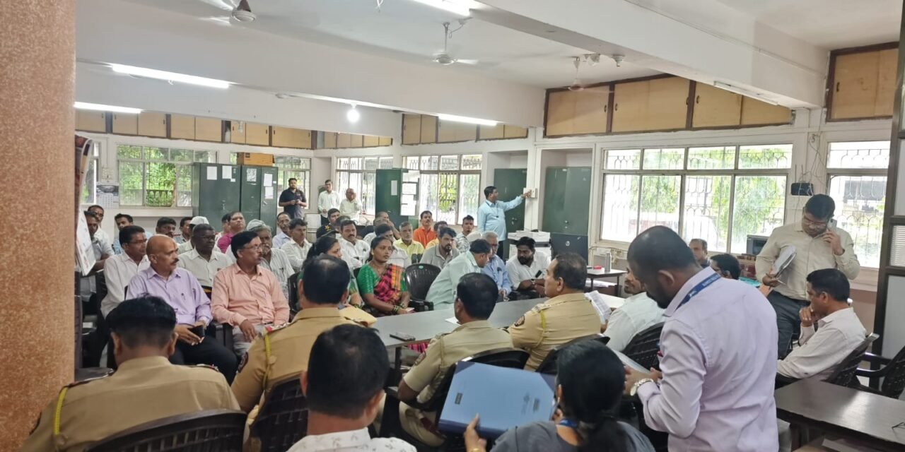 सोनगाव येथील नाल्यांवर ऑनलाइन वॉटर मॉनिटरिंग यंत्रणा उभारणार..खेर्डी एमआयडीसीतील संयुक्त बैठकीत निर्णय‌ ‘ए‌’ संपमधून दूषित पाणी सोडणार नसल्याची लेखी हमी..