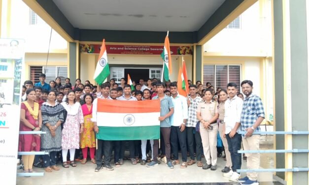 सावर्डेत तिरंगा रॅलीतून राष्ट्रभक्तीचा जागर; विद्यार्थ्यांचा उत्स्फूर्त सहभाग…