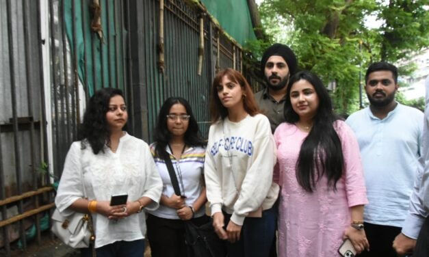नीट आंदोलनातील विद्यार्थ्यांविरुद्ध दाखल केलेले FIR मागे घ्या, रिया यादव व मुस्कान कन्नौजियाला धमकी देण्याऱ्यांवर कारवाई करा: झीनत शबरीन..