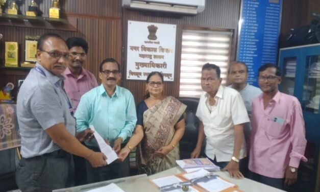 लिंगायत समाजाची स्मशानभूमी महाराष्ट्र शासन मिळकत करणेसाठी मुख्याधिकाऱ्यांना निवेदन..