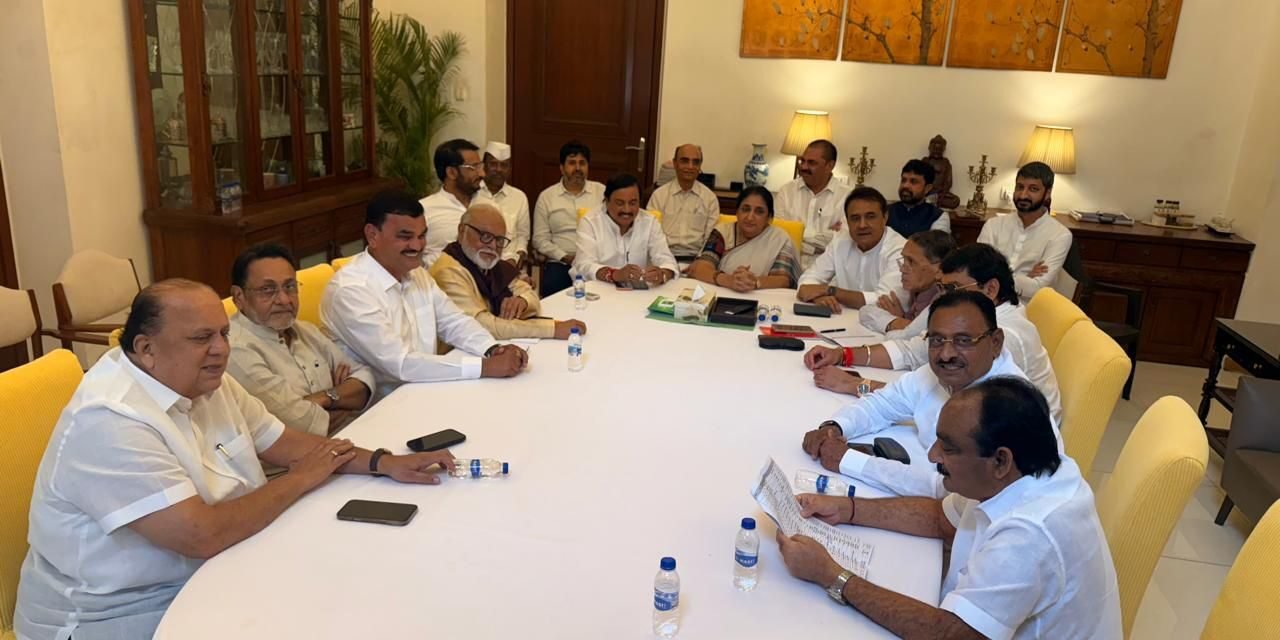 राष्ट्रवादी काँग्रेस पक्षाच्या कोअर कमिटीची बैठक देवगिरी येथे पार;राष्ट्रवादी काँग्रेस पक्षाच्या राष्ट्रीय अध्यक्षा आणि उपमुख्यमंत्री सुनेत्रा अजितदादा पवार यांच्या प्रमुख उपस्थितीत बैठक..