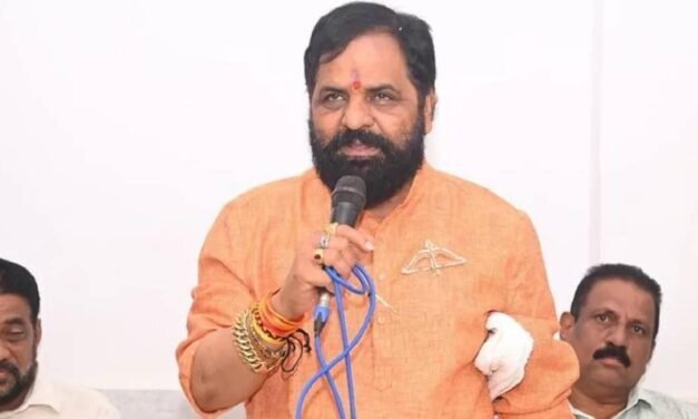 रायगडमध्ये मंत्री भरत गोगावले करणार ध्वजारोहण; पालकमंत्रीपदाचा तिढा मात्र कायम..