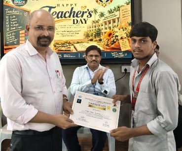 घरडा इन्स्टिट्यूट ऑफ टेक्नॉलॉजी अँड मॅनेजमेंटमध्ये,रासायनिक अभियांत्रिकी विभागात शिक्षक दिन उत्साहात साजरा..