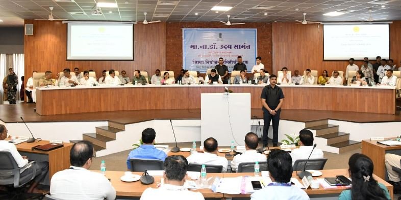 जिल्हा नियोजन समितीच्या बैठकीत मागील वर्षाच्या १०० टक्के खर्चास मंजुरी…