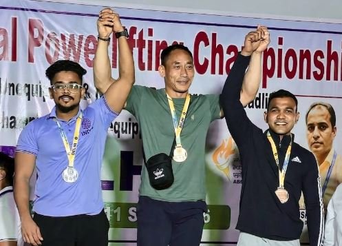 दापोलीच्या जिद्द आणि ताकदीने दिल्ली जिंकली…’पांगारीच्या शुभम लोंढेची ‘पॉवरलिफ्टिंग’मध्ये रौप्य कामगिरी..’