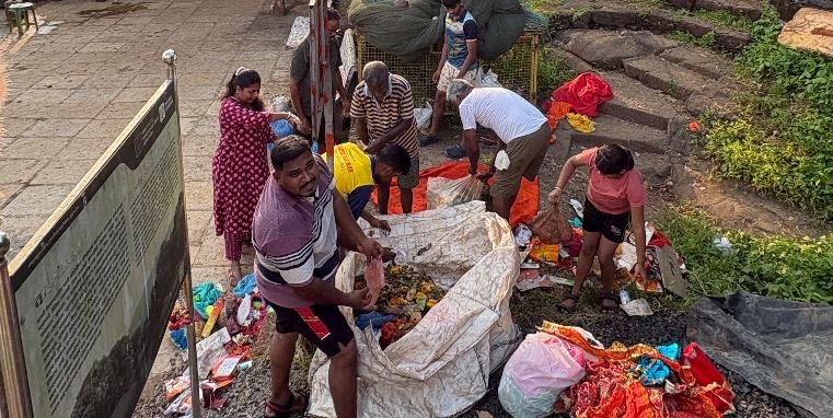 सोनगाव भोईवाडी येथे कांदळवन व निसर्ग पर्यटन समितीचा पर्यावरणपूरक उपक्रम…