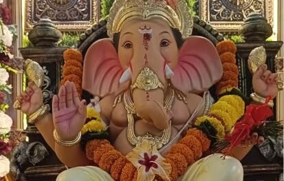 खेड पोलीस अधिकारी-कर्मचाऱ्यांच्या सार्वजनिक गणेशोत्सव मंडळातील श्री गणेशमूर्तीचे जगबुडी नदीपात्रात भक्तिमय वातावरणात विसर्जन…