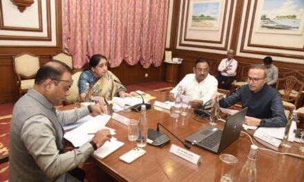सहकारी साखर कारखान्यांसाठी ‘सॉफ्ट लोन योजना’ लागू करण्यासंदर्भात मंत्रिमंडळासमोर प्रस्ताव सादर करावा; उपमुख्यमंत्री सुनेत्रा अजित पवार यांचे निर्देश..