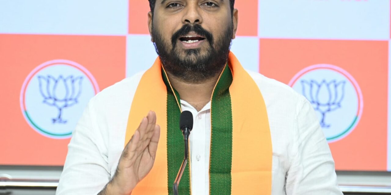 हिंदुत्वाचे शिवधनुष्य पेलण्याची संजय राऊतांची औकात नाही; भाजपा प्रदेश मुख्य प्रवक्ते नवनाथ बन यांचा प्रहार…