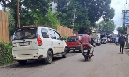खेडमध्ये वहातूकीची होतेय कोंडी; रस्त्याच्या रुंदीकरणाखेरीज पर्याय नाही!