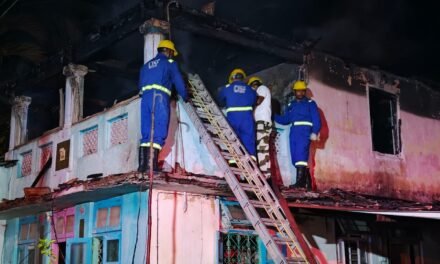 गुहागर शहरातील खालचापाट येथे रहात्या घराला भीषण आग; जीवितहानी टळली..