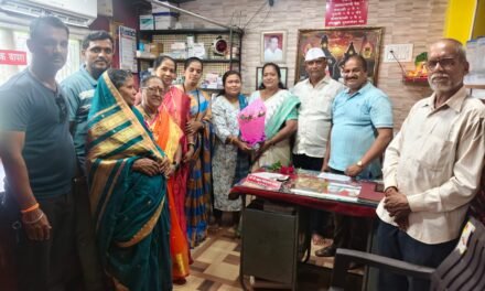 कादवड येथील देवता क्लिनिकला जि.प. सदस्य विनया झगडे, पं.स. सदस्य सुप्रिया देवरुखकर यांची सदिच्छा भेट ..