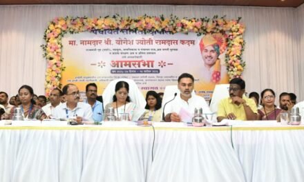 दापोली पंचायत समितीची तब्बल सहा तास आमसभा…कामचुकार अधिकाऱ्यांवर कारवाई; महसूल राज्यमंत्री योगेश कदम यांनी घेतला अधिकाऱ्यांचा ‘क्लास’…