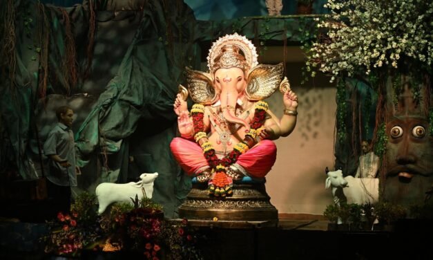 कांदिवली पूर्वेत हॅथवे साई स्टार गणेशोत्सवाची भक्तिमय पर्वणी !