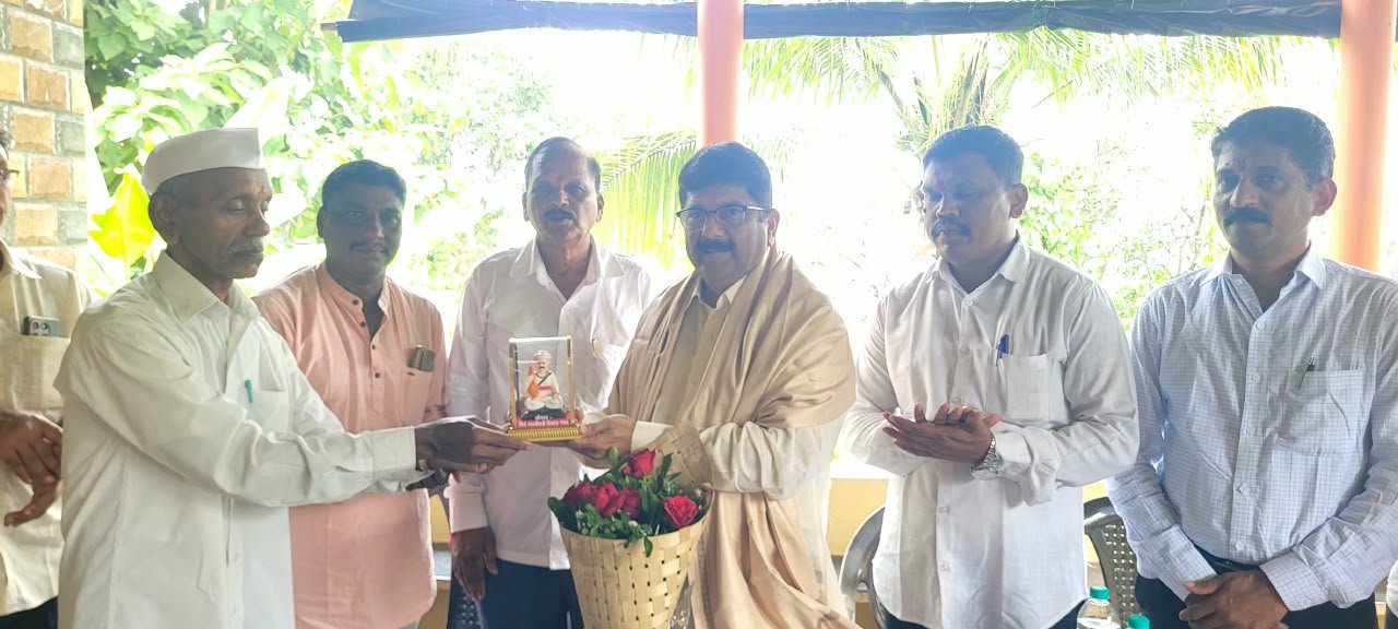 भिले-मधलीवाडी ग्रामस्थांकडून आमदार शेखर निकम यांचा सत्कार…