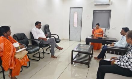 पूजा निकम यांच्या उपस्थितीत ‘महिला शेतकरी प्रमाणपत्र’ योजनेचा आढावा…