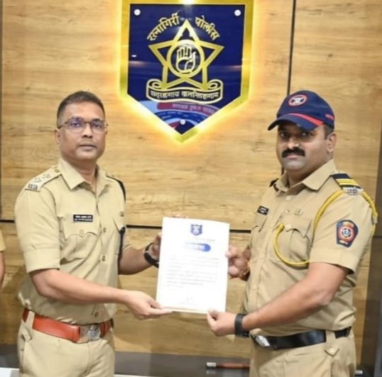ऑनलाइन देयक सेवेत राज्यात प्रथम क्रमांक प्राप्त पोलीस सागर मुरुडकर यांचा सन्मान…
