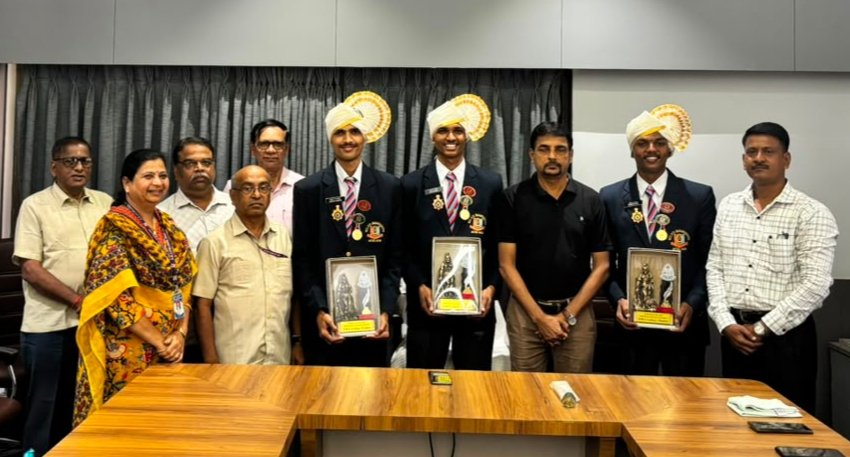 नवकोंकण एज्युकेशन सोसायटीतर्फे एन.सी.सी कॅडेटचा सन्मान; ढोलताशांच्या गजरात जल्लोषात केले स्वागत
