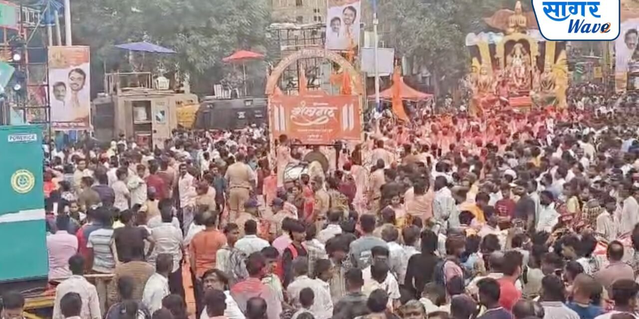 २६ तासांनंतरही पुण्यात विसर्जन मिरवणुका सुरूच; भर उन्हात बाप्पाला निरोप देण्यासाठी पुणेकर रस्त्यावर..